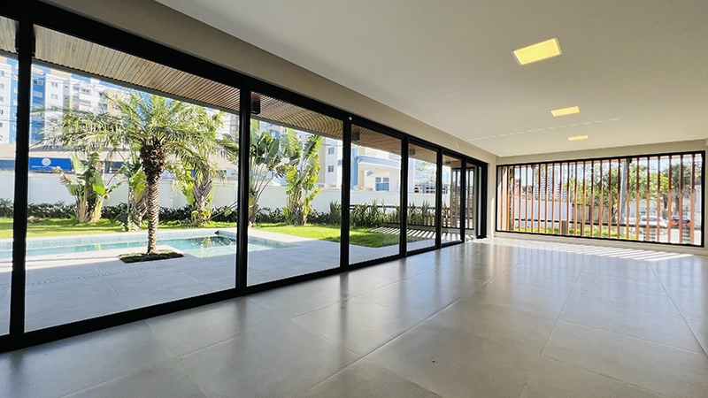 Ápice Residence, empreendimento de médio-alto padrão localizado no bairro Pagani em Palhoça/SC, projetado pelo renomado escritório RKA Arquitetura